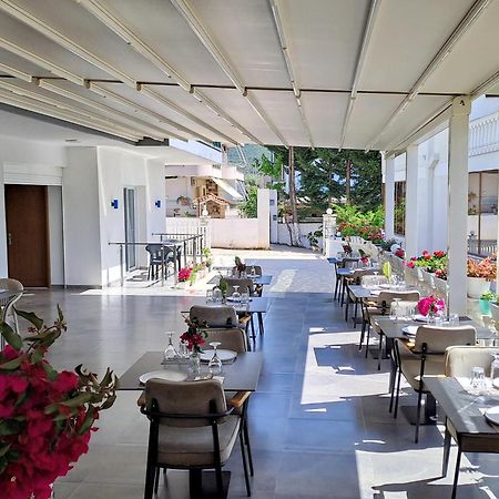 Hotel Vathi Ksamil Exterior photo